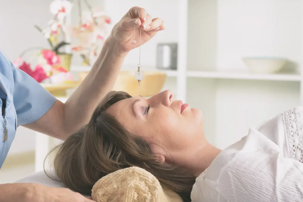 Médium channel à Beaucaire